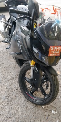 Matte Black TVS Apache RR 310