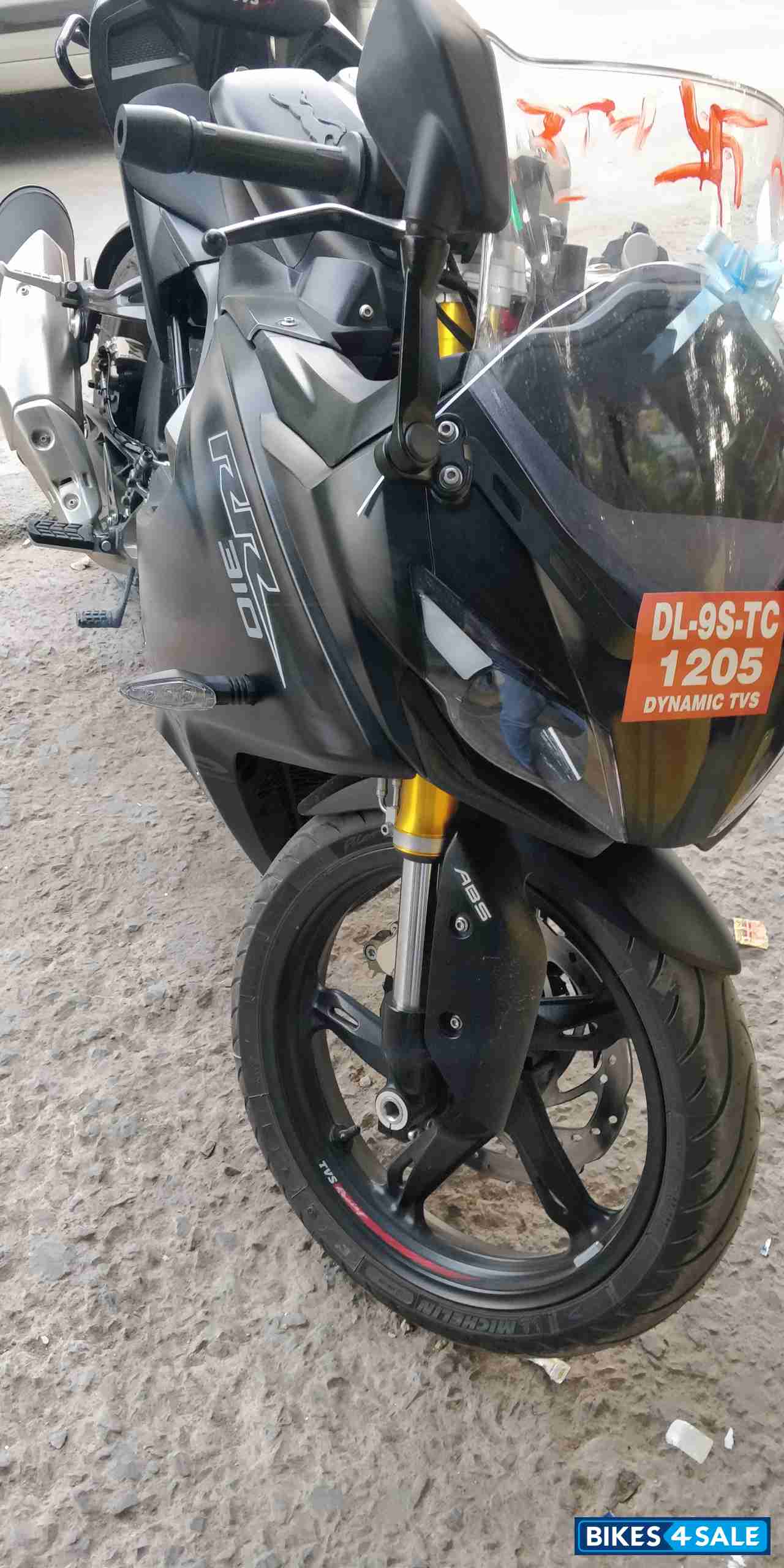 Matte Black TVS Apache RR 310