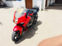 Hyosung GT250R