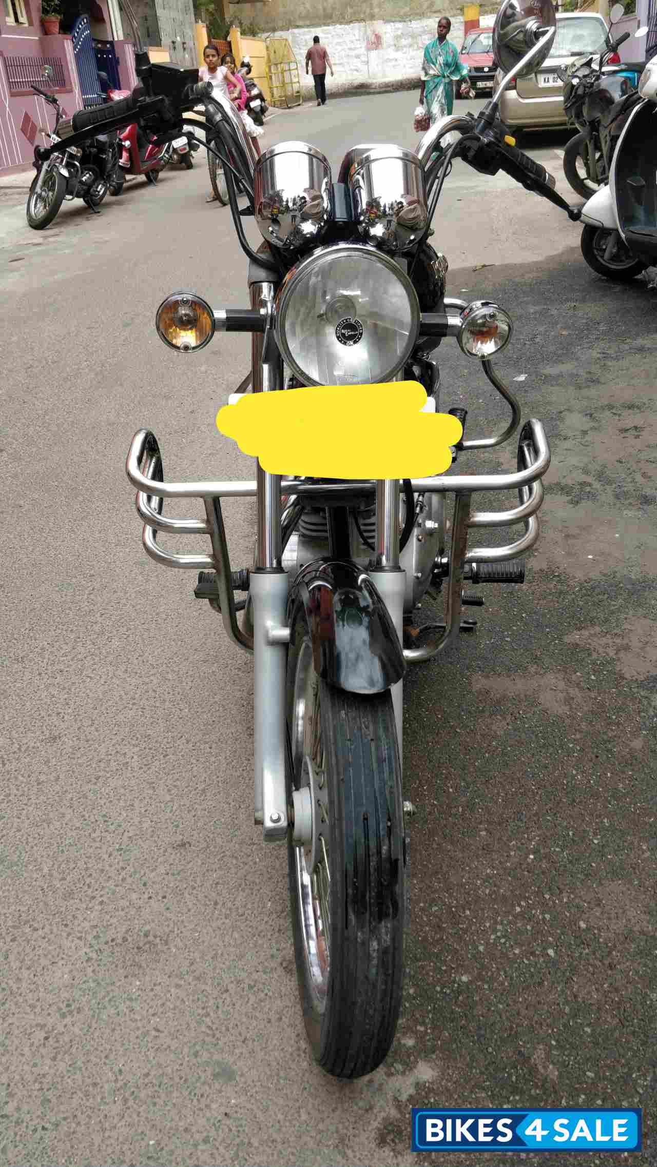 Black Royal Enfield Thunderbird TwinSpark 350