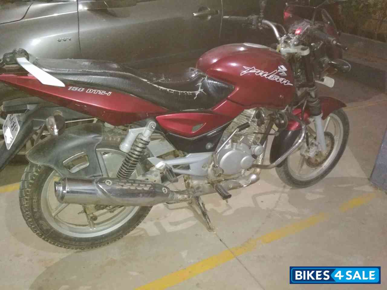 Red Bajaj Pulsar 150 DTSi