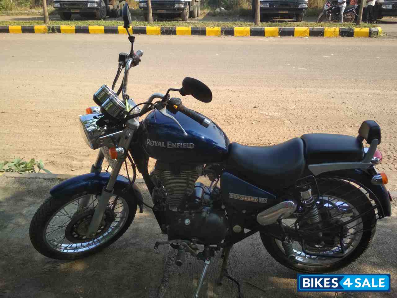 Marine Royal Enfield Thunderbird 350