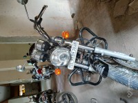 Black Royal Enfield Thunderbird TwinSpark 350