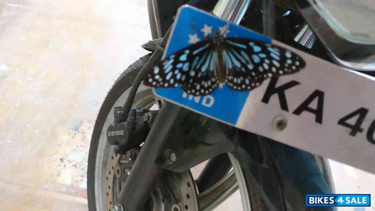 Black Honda CBR 250R