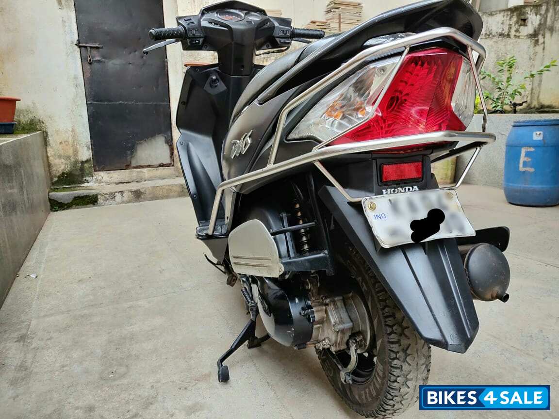 Used 2012 model Honda Dio for sale in Bangalore. ID 193592. Grey colour Bikes4Sale