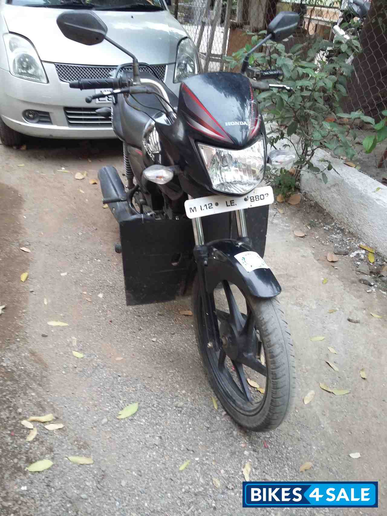 Black Honda CB Shine