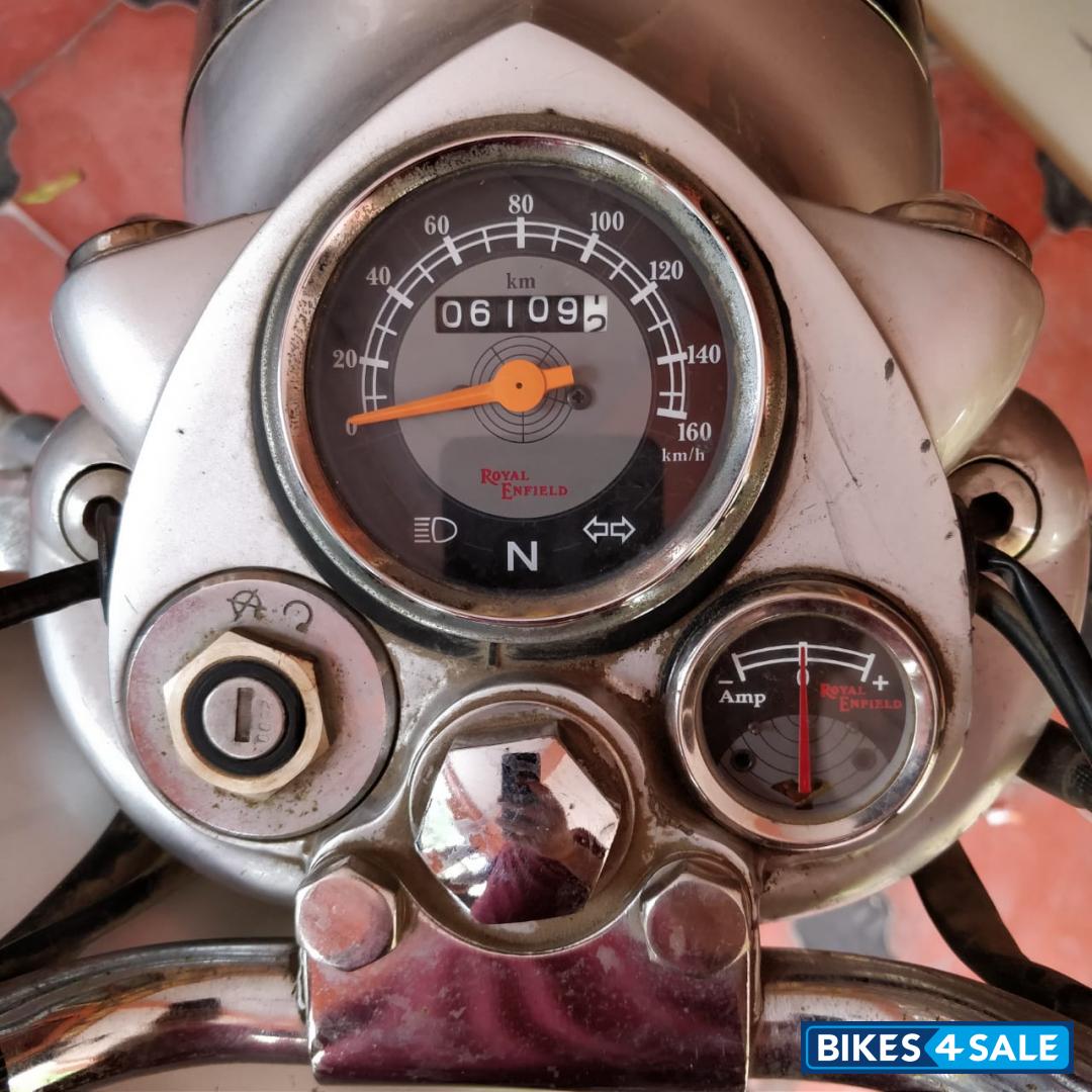 Silver Grey Royal Enfield Bullet Electra Twinspark