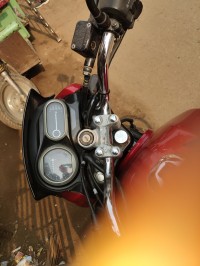 Red Bajaj V15