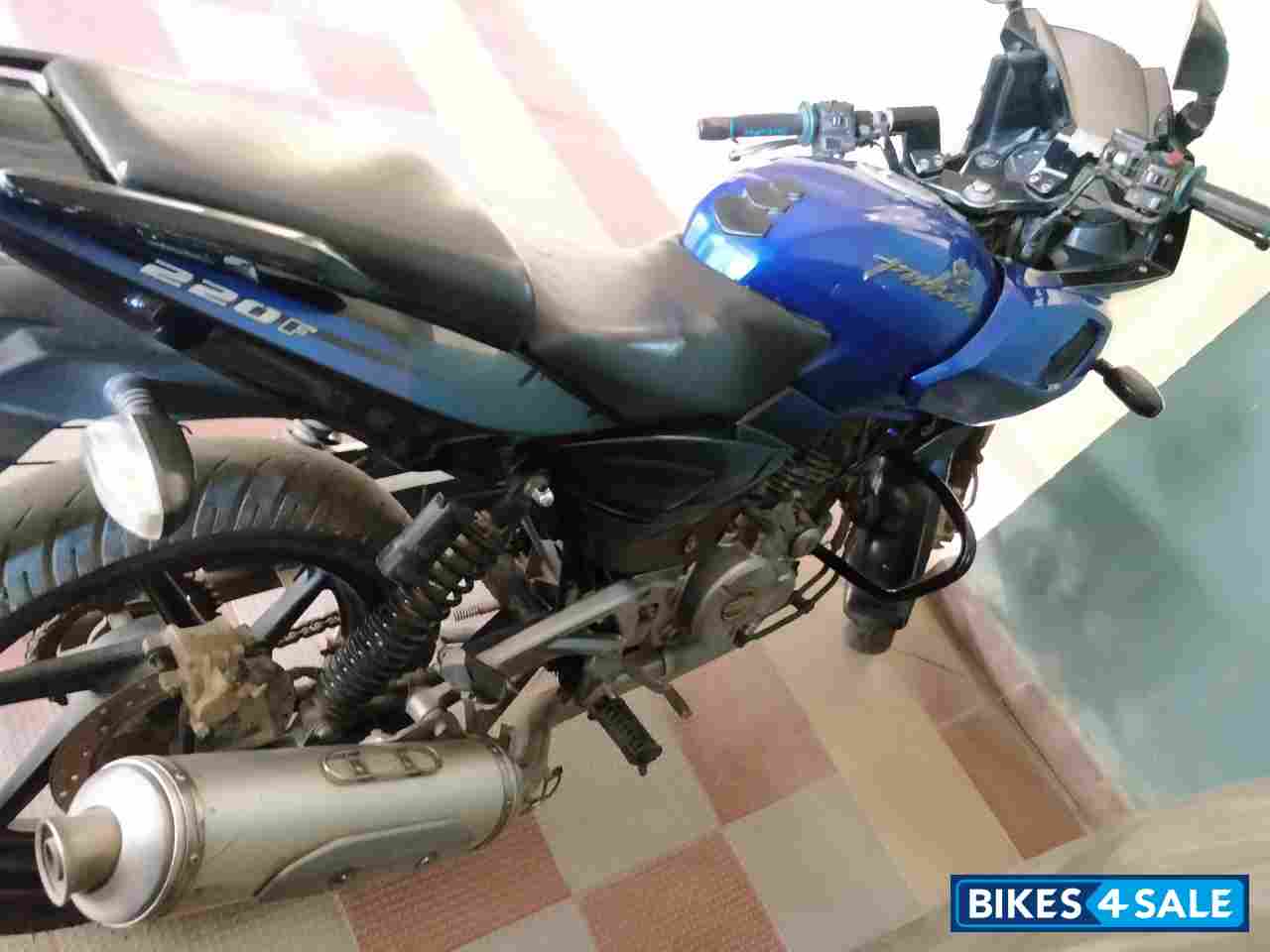 Blue And Black Bajaj Pulsar 220F Blue And Black Bajaj Pulsar 220F