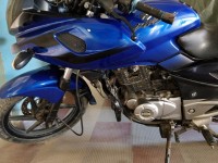 Blue And Black Bajaj Pulsar 220F