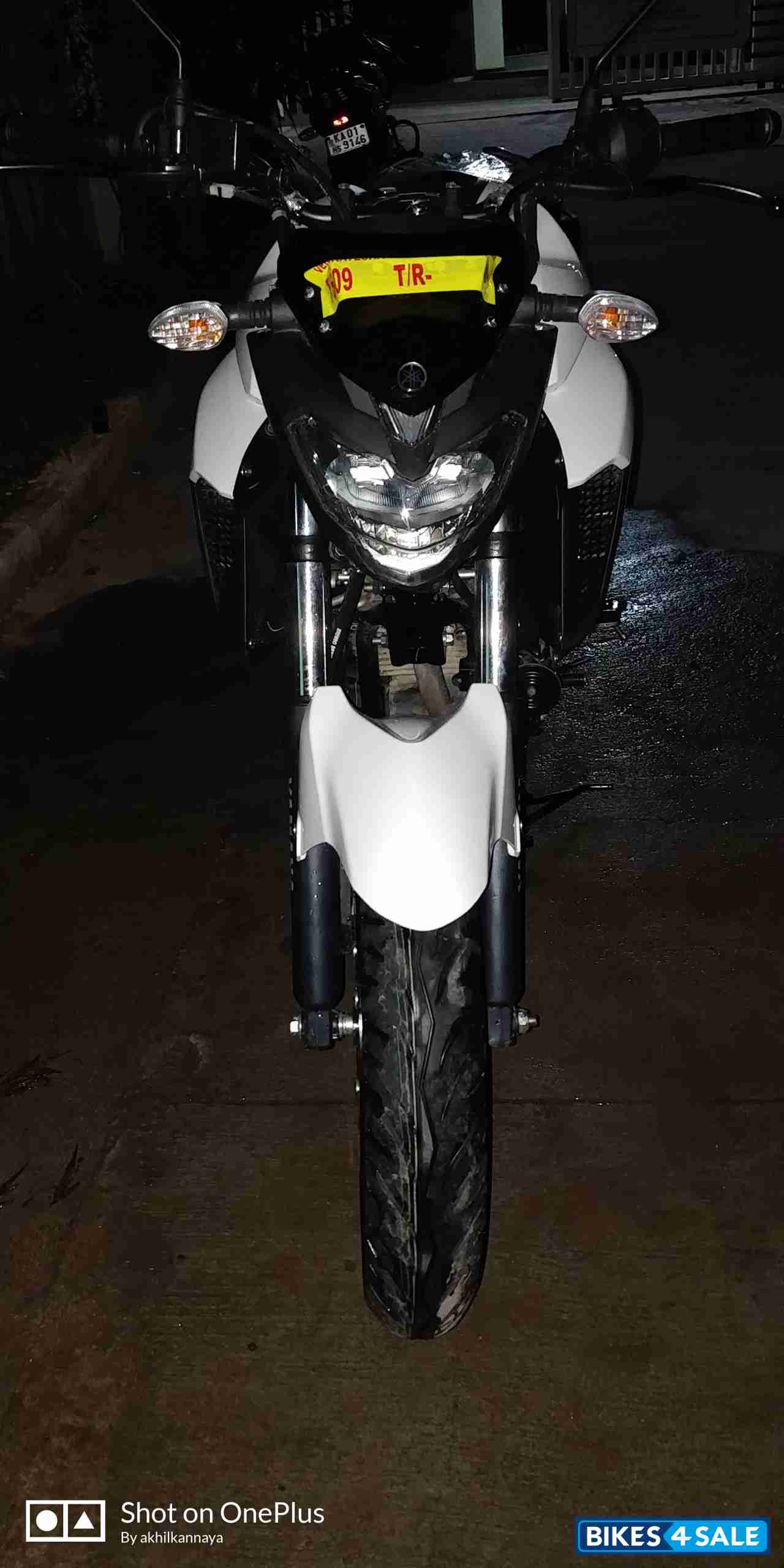 Yamaha FZ25