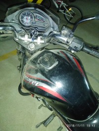Black Bajaj Discover 100M