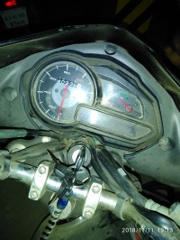 Black Bajaj Discover 100M