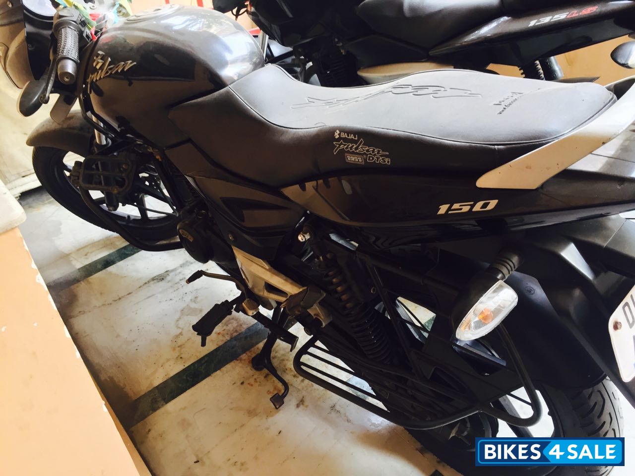 Black Bajaj Pulsar 150 DTSi