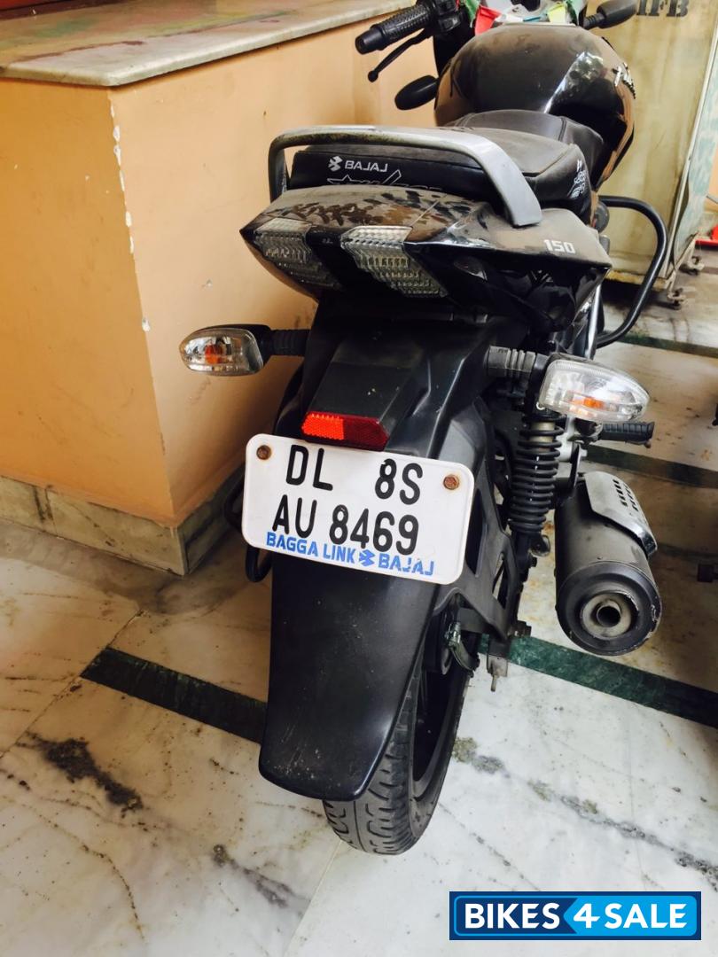 Black Bajaj Pulsar 150 DTSi Black Bajaj Pulsar 150 DTSi