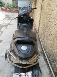 Grey TVS Wego
