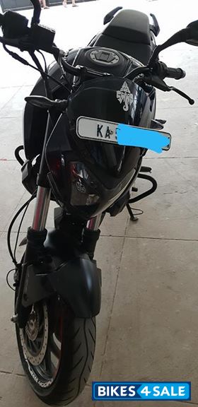 Blue Bajaj Dominar 400 Disc