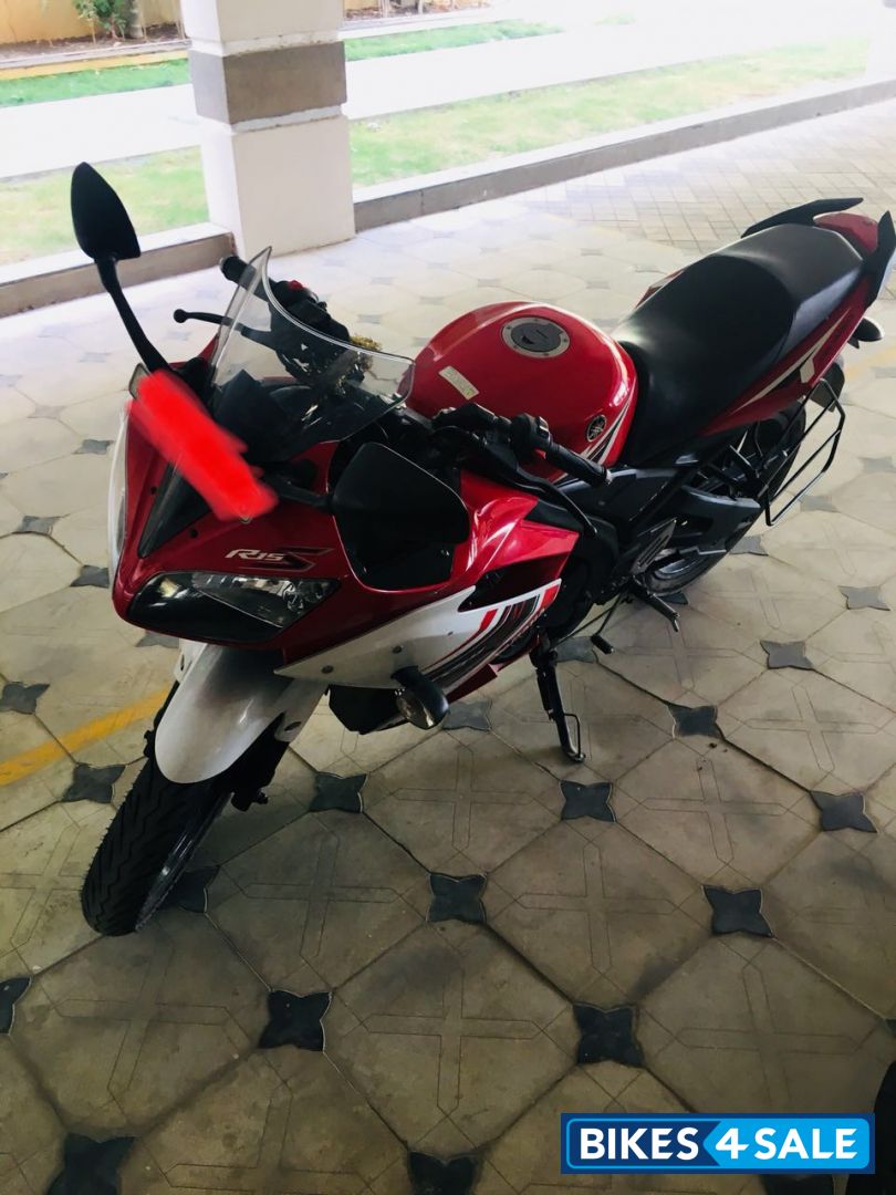 Yamaha YZF R15 S