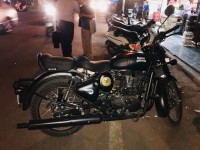 Royal Enfield Classic Stealth Black 2018 Model