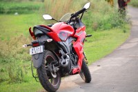 Red Suzuki Gixxer SF SP