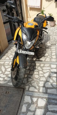Yellow Bajaj Pulsar 200 NS