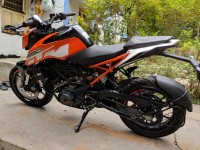 Orange KTM Duke 250