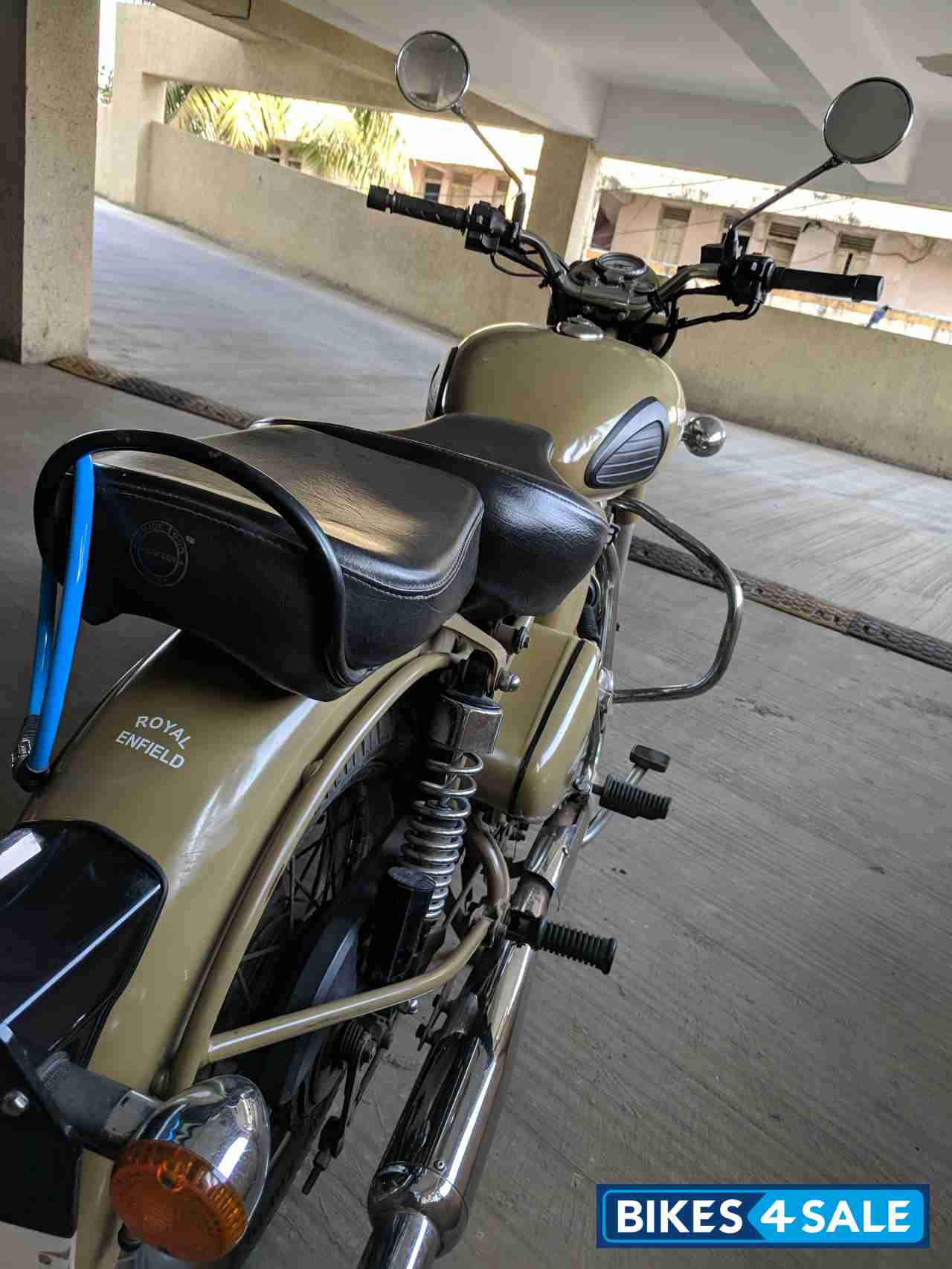 Royal Enfield Classic Desert Storm