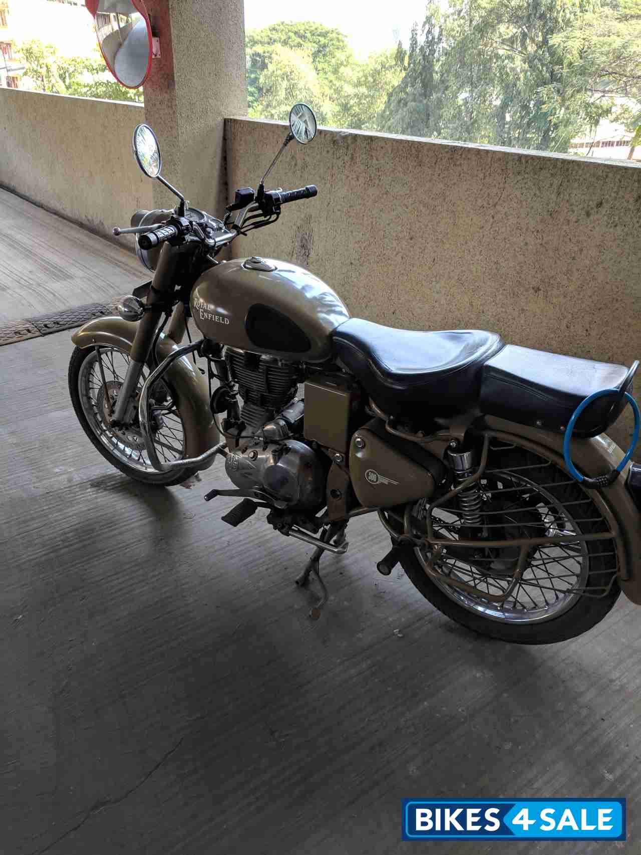 Royal Enfield Classic Desert Storm