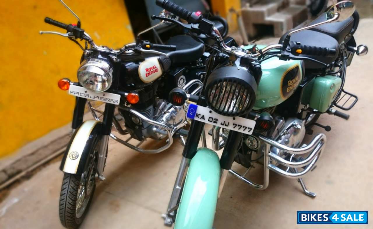 Black Royal Enfield Classic 500 Black Royal Enfield Classic 500