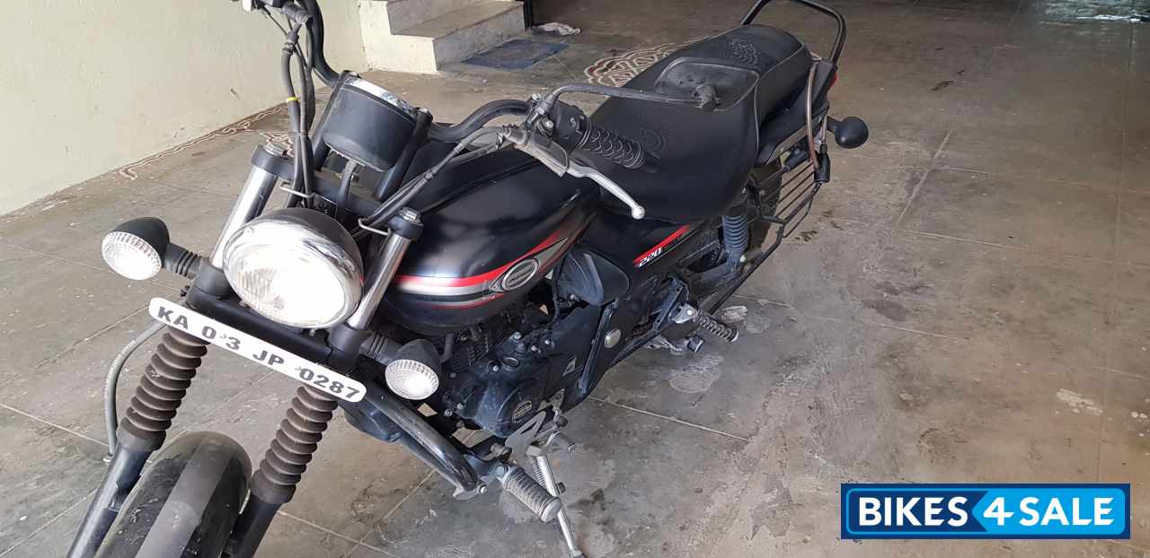 Matt Black Bajaj Avenger Street 220 Matt Black Bajaj Avenger Street 220