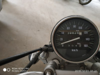 Black Bajaj Avenger 220 DTS-i