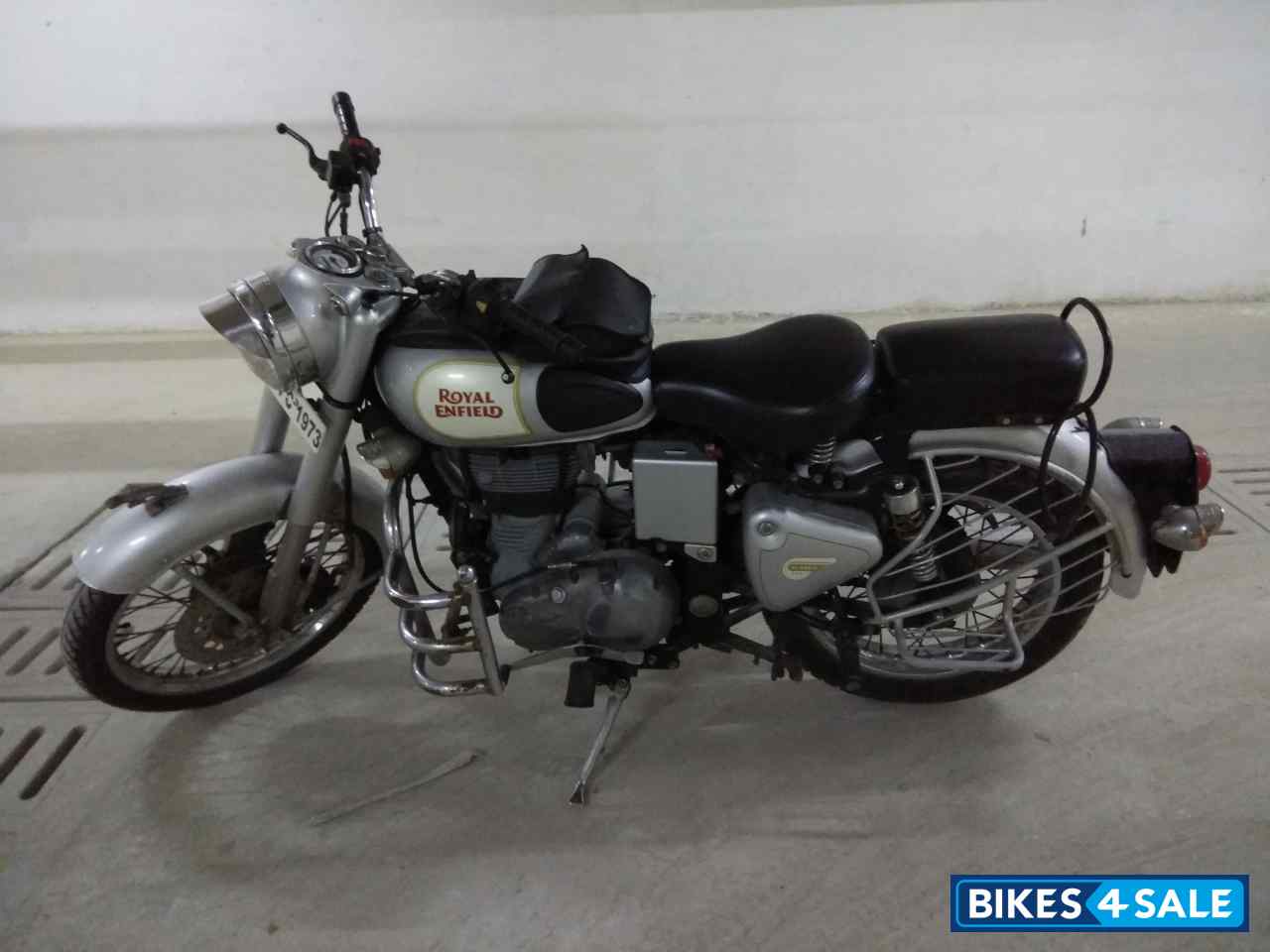Silver Royal Enfield Classic 350