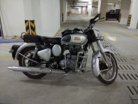 Silver Royal Enfield Classic 350