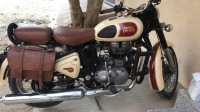 Tan Royal Enfield Classic 500