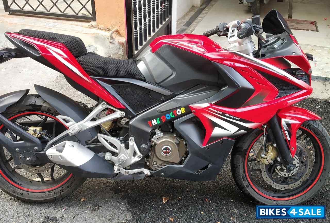 Red Bajaj Pulsar RS 200 ABS