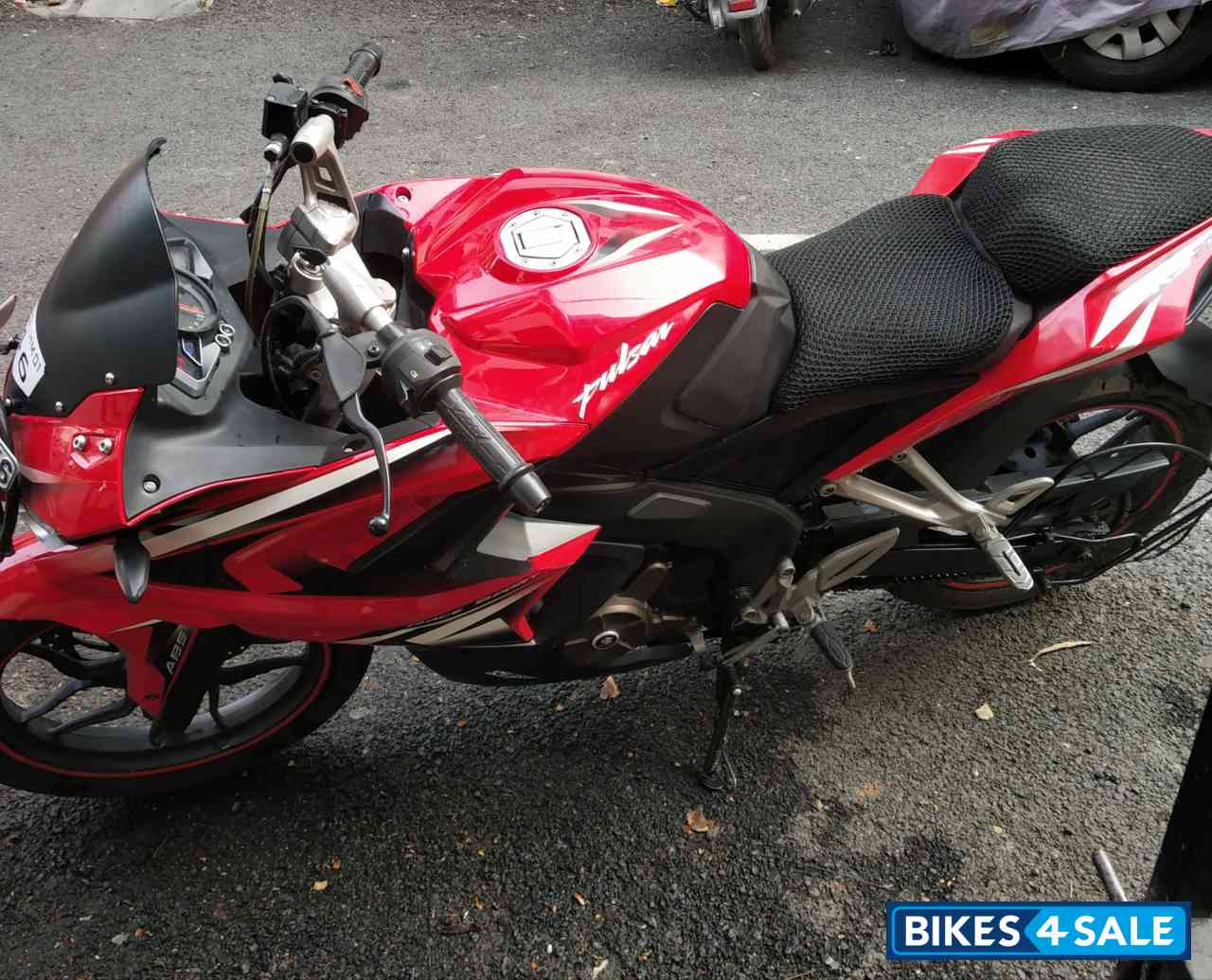 Red Bajaj Pulsar RS 200 ABS