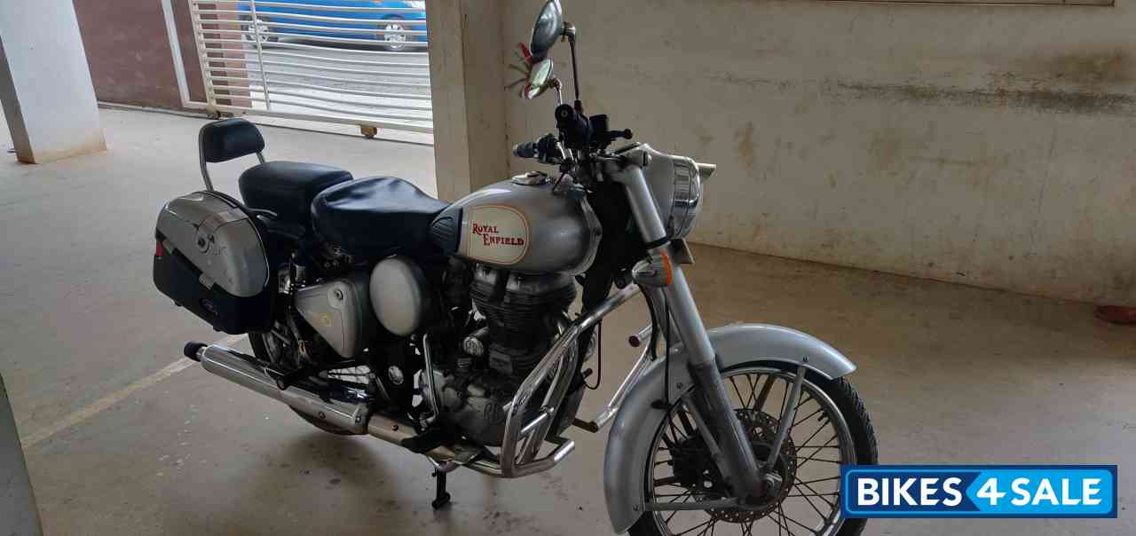 Royal Enfield Classic 350 Royal Enfield Classic 350