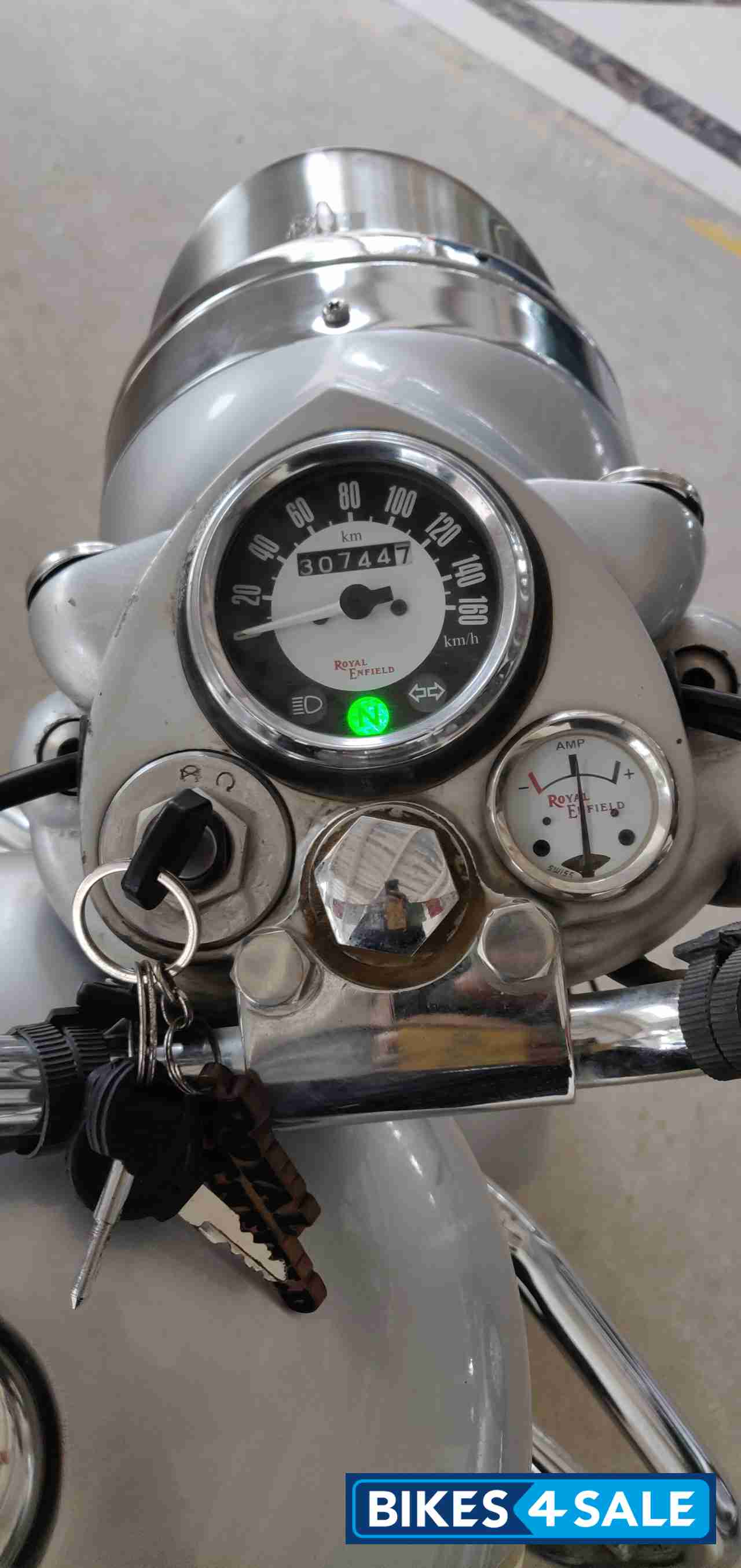 Royal Enfield Classic 350 Royal Enfield Classic 350