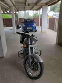 Royal Enfield Classic 350