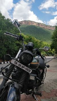 Bajaj Avenger Street 220 2017 Model
