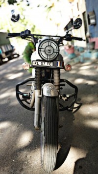 Silver Royal Enfield Bullet Electra Twinspark