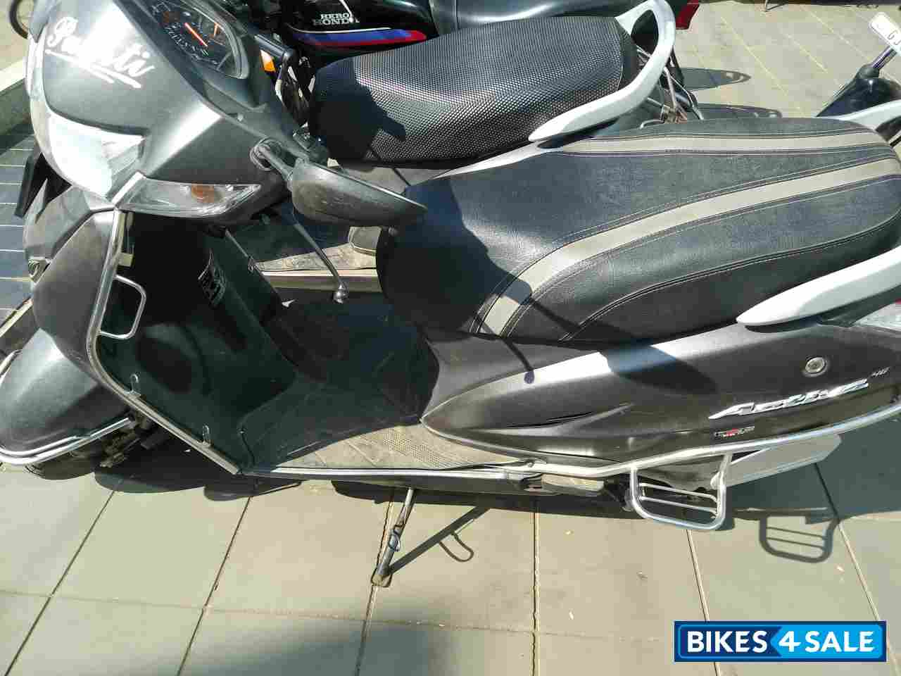 Grey Metalic Honda Activa 4G