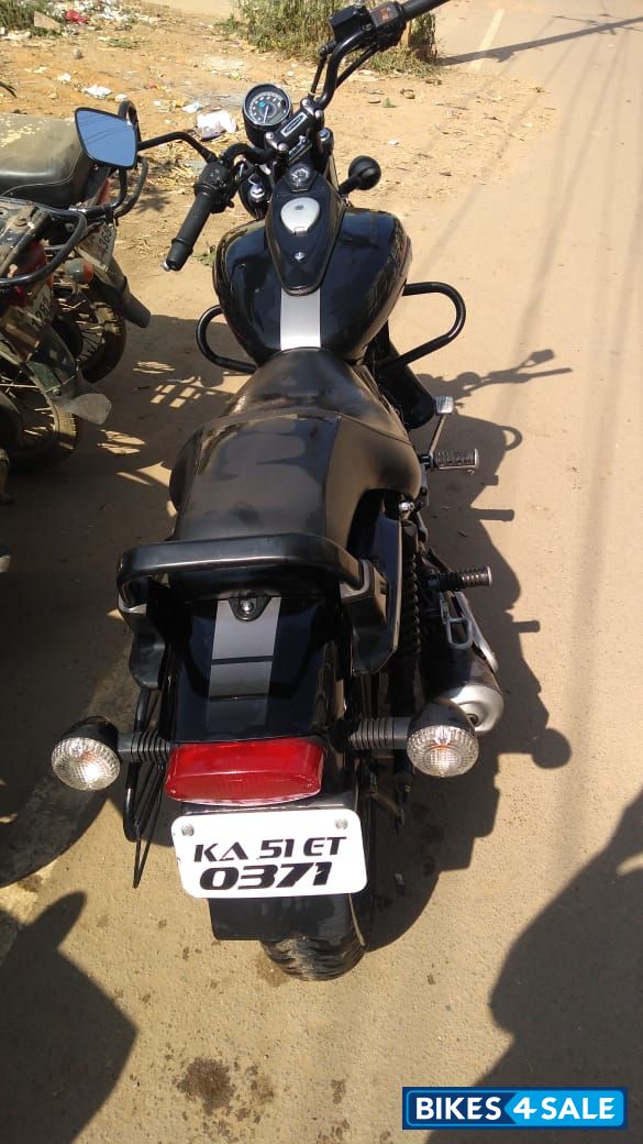Bajaj Avenger Street 220