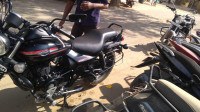 Bajaj Avenger Street 220