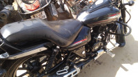 Bajaj Avenger Street 220