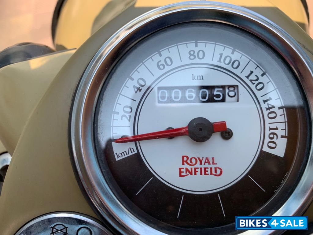 Royal Enfield Classic Desert Storm