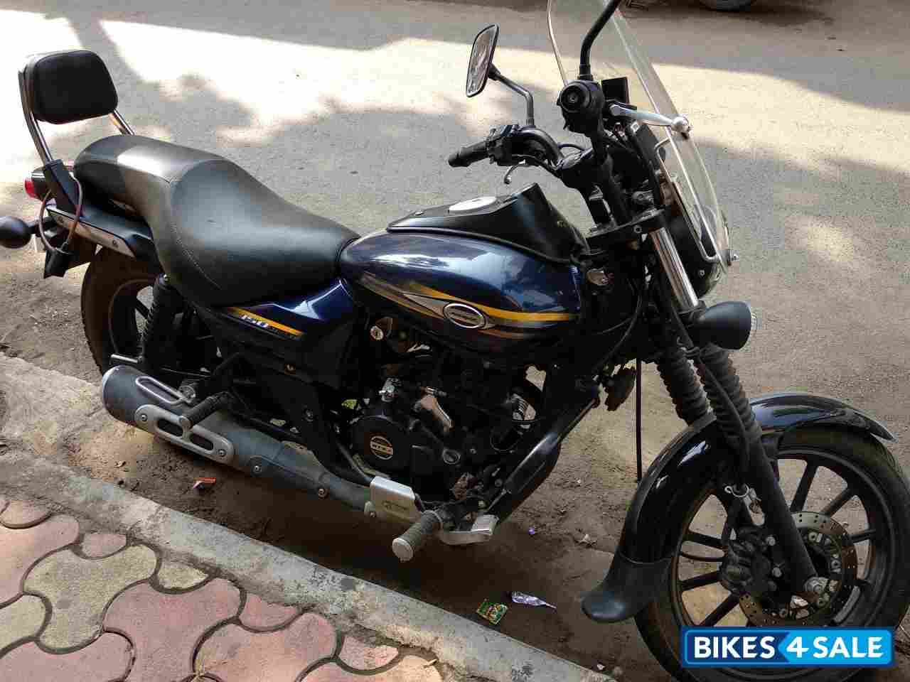 Bajaj Avenger Street 150