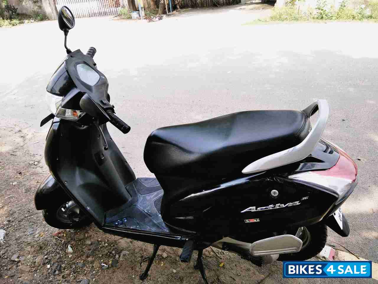 Black Honda Activa 3G