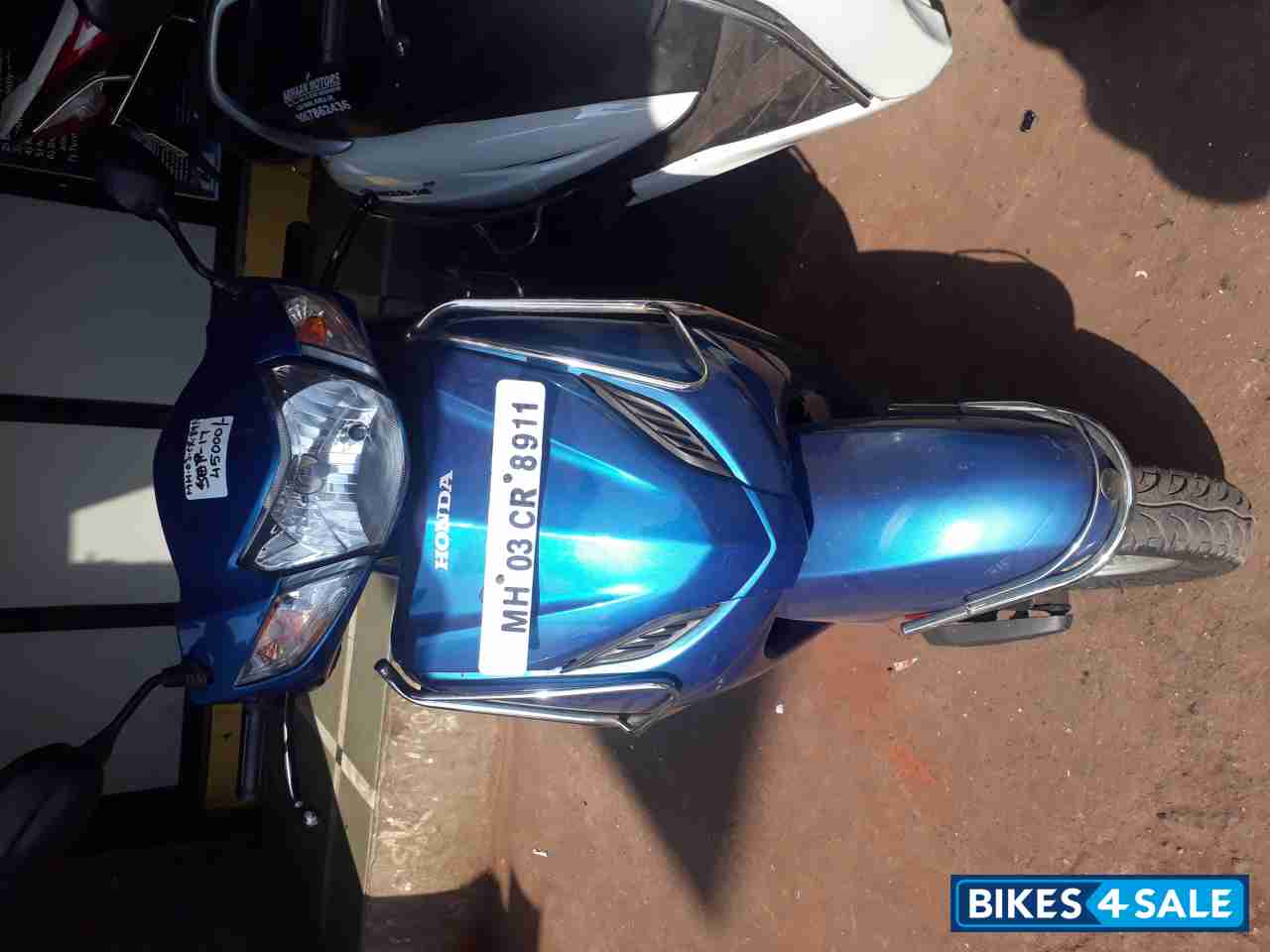 Blue Honda Activa 4G