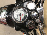 Royal Enfield Classic 500